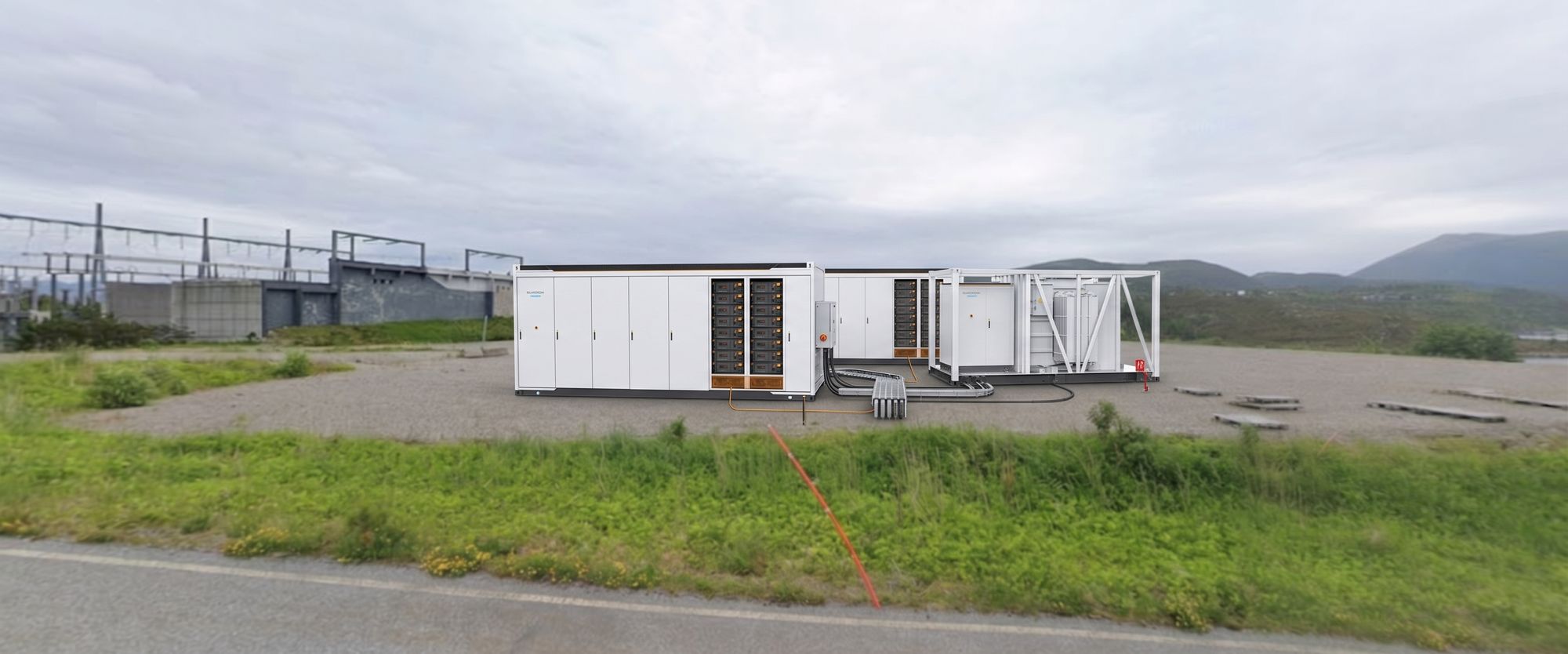 Visualisering av et batterianlegg med moduler og nettstasjon ved eksisterende trafostasjon